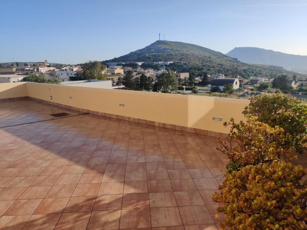 Bed and Breakfast Raggi Di Sole Custonaci Exterior foto