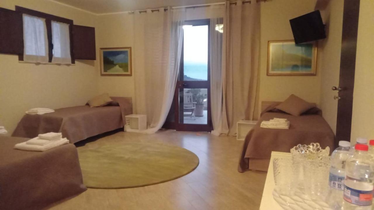 Bed and Breakfast Raggi Di Sole Custonaci Exterior foto